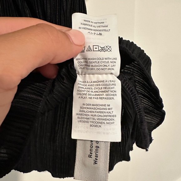 Madewell Black Short-sleeve Blouse - Picture 6 of 7